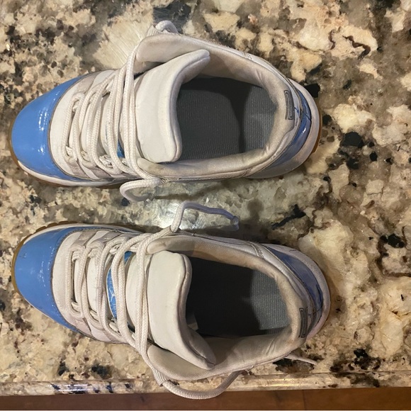 Vintage Air Jordan Retro Low BP UNC Size 5.5 - Picture 2 of 4